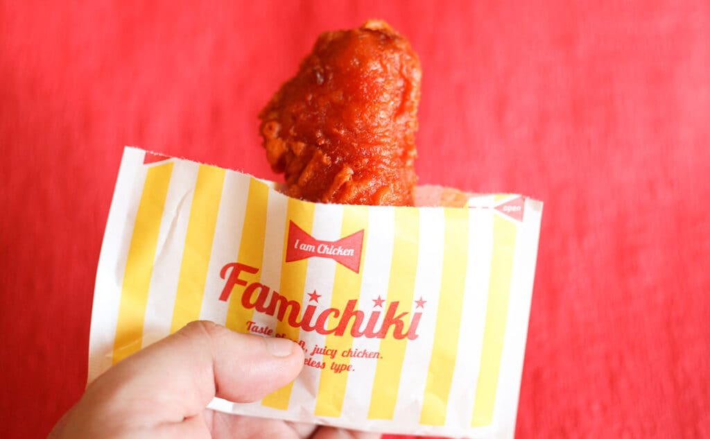 2種類のチキンを食べ比べ!「ハバネロホットチキン対決」軍配は…