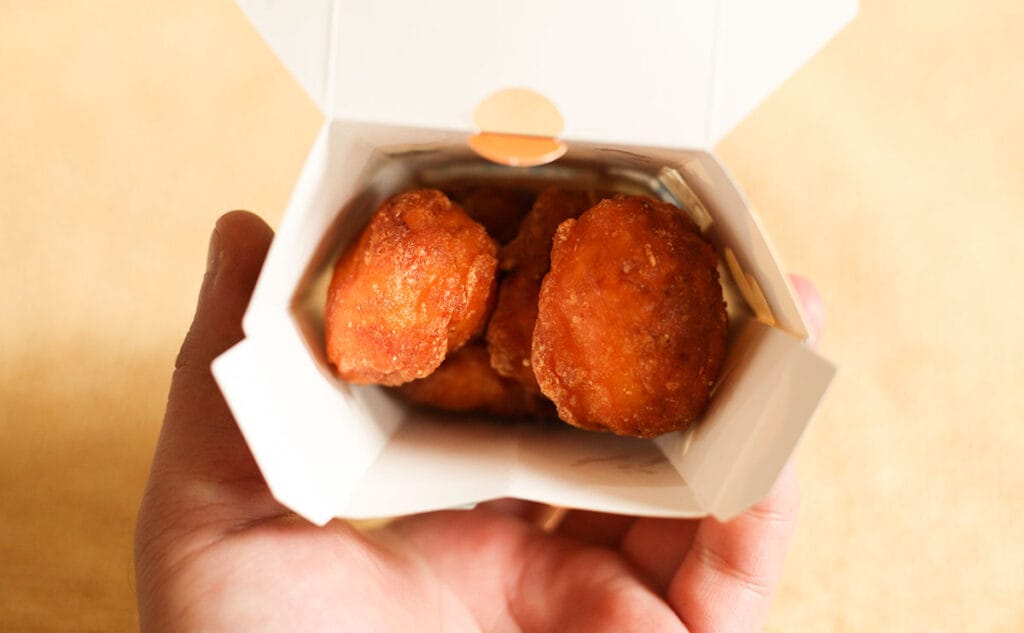 「最高傑作」「神」おいしいと噂の「からあげクン」を食べてみた