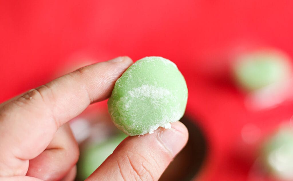 「めっちゃスイカ」「うんまい」ローソンの「すいか大福」がブームの予感!!