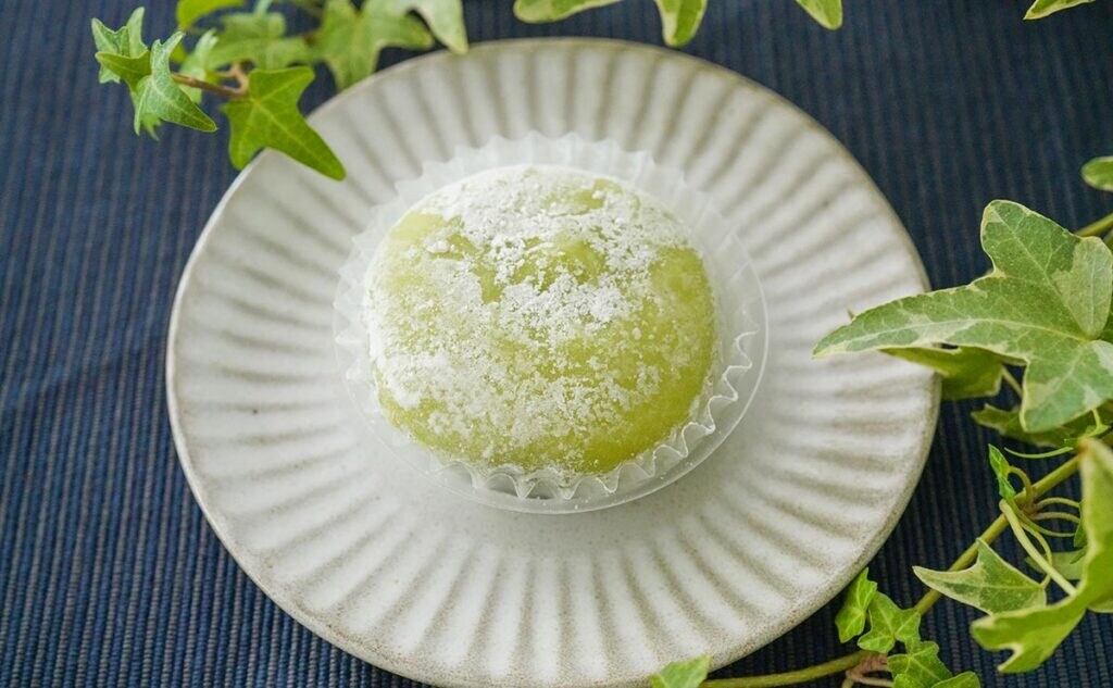 セブン新商品はホイップとソースがたっぷり!