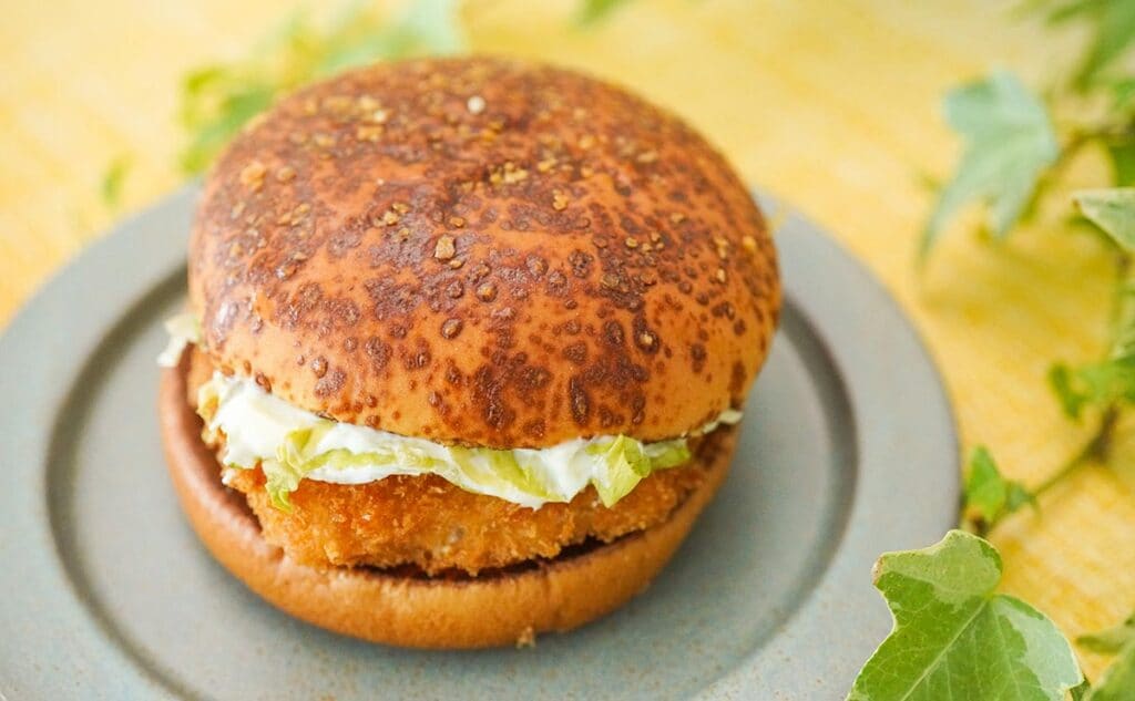 食感最高！マックの大人気バーガーが期間限定で登場