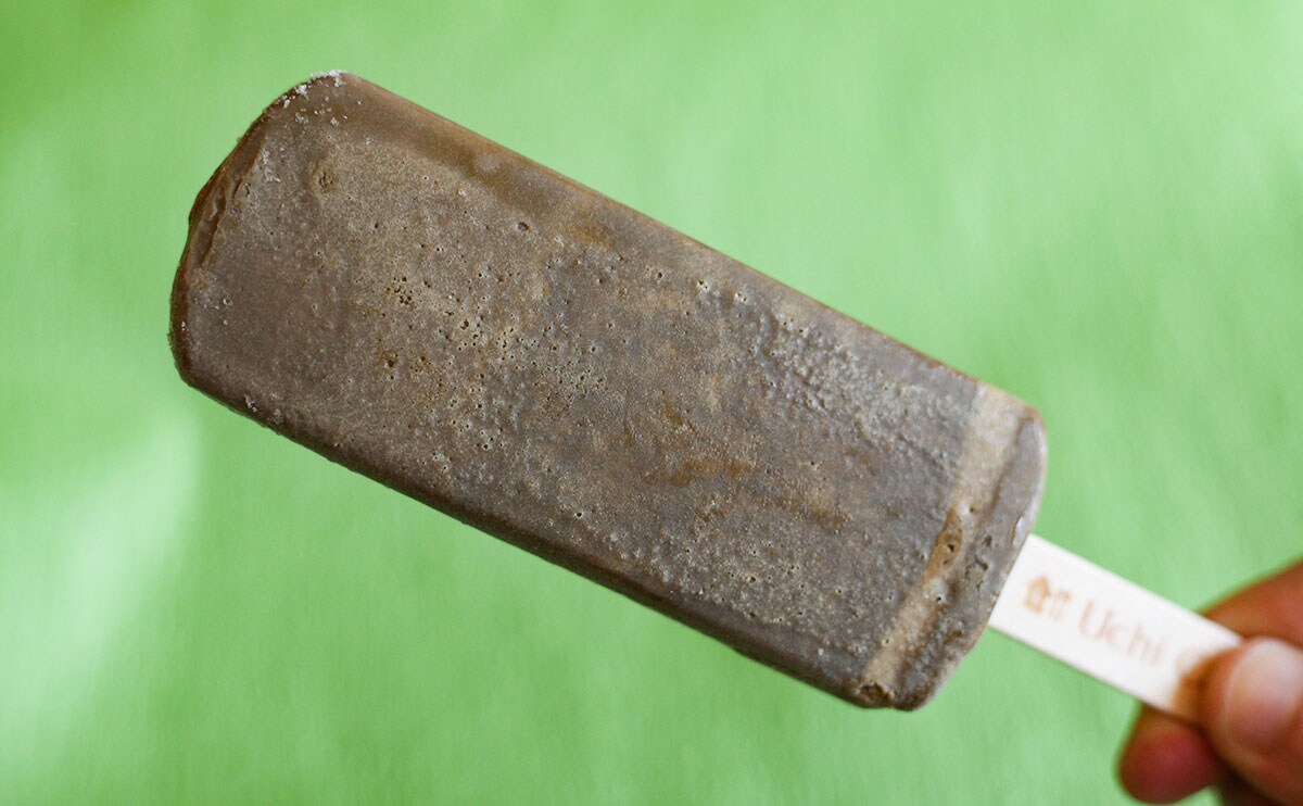 抹茶の次はほうじ茶！「ウチカフェ」の新作アイスを食べてみた