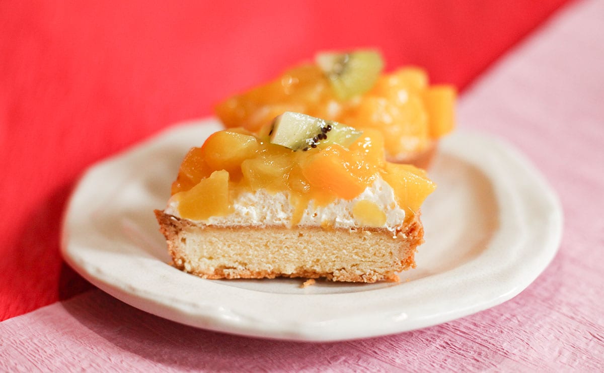 フルーツたっぷり！ローソンのタルトアソートは贅沢感あり！