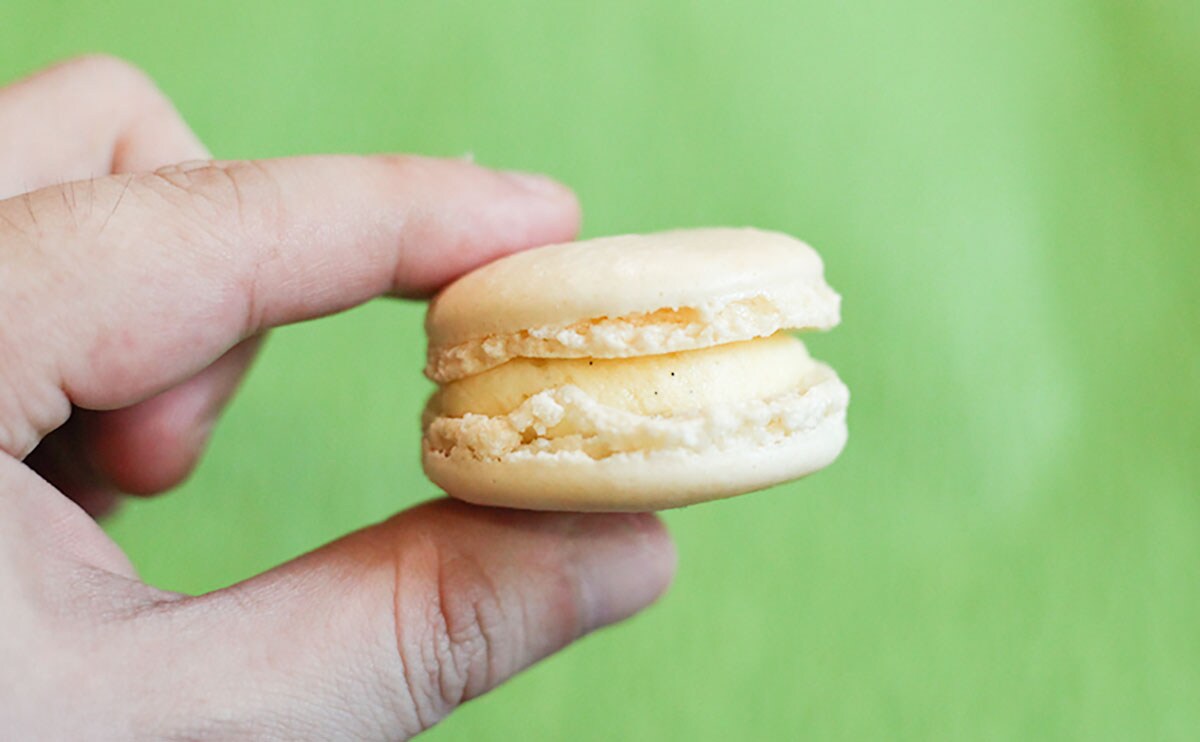 「テンション上がった」「全人類食べて」ファミマの新作マカロンが大人気らしい!