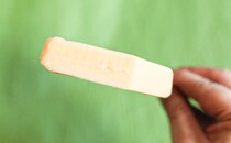 メロンのおいしさがギュッ！「日本のフルーツ」新作は神アイスだった！