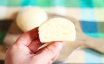 衝撃の鬼もっちり…！ローソンの“クセ強パン”に新作！