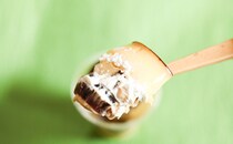 「めちゃくちゃハマる」「しあわせ」ファミマの人気スイーツが復活したぞ！