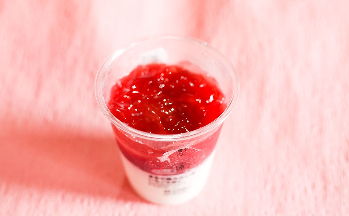 いちご×杏仁！さっぱり食べられるローソン新作スイーツとは？