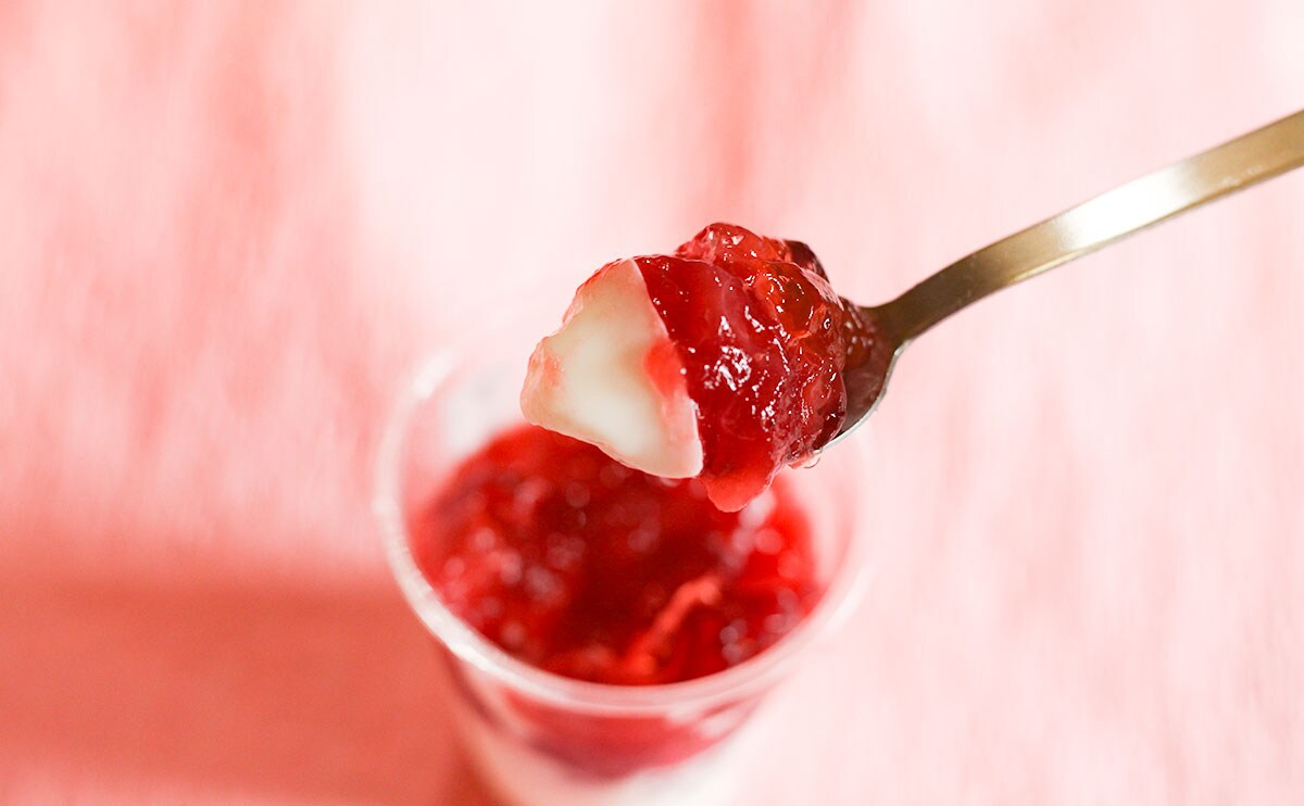 いちご×杏仁！さっぱり食べられるローソン新作スイーツとは？