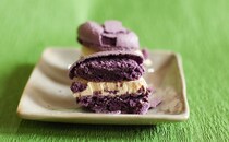 ローソンで発見！紫色のスイーツの正体は…？