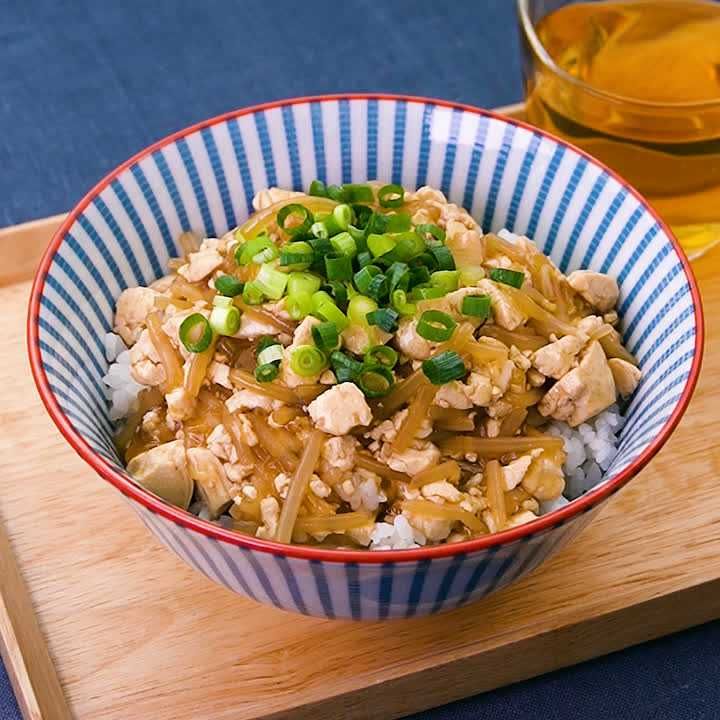 節約レシピ♪もやしと豆腐のあんかけそぼろ丼