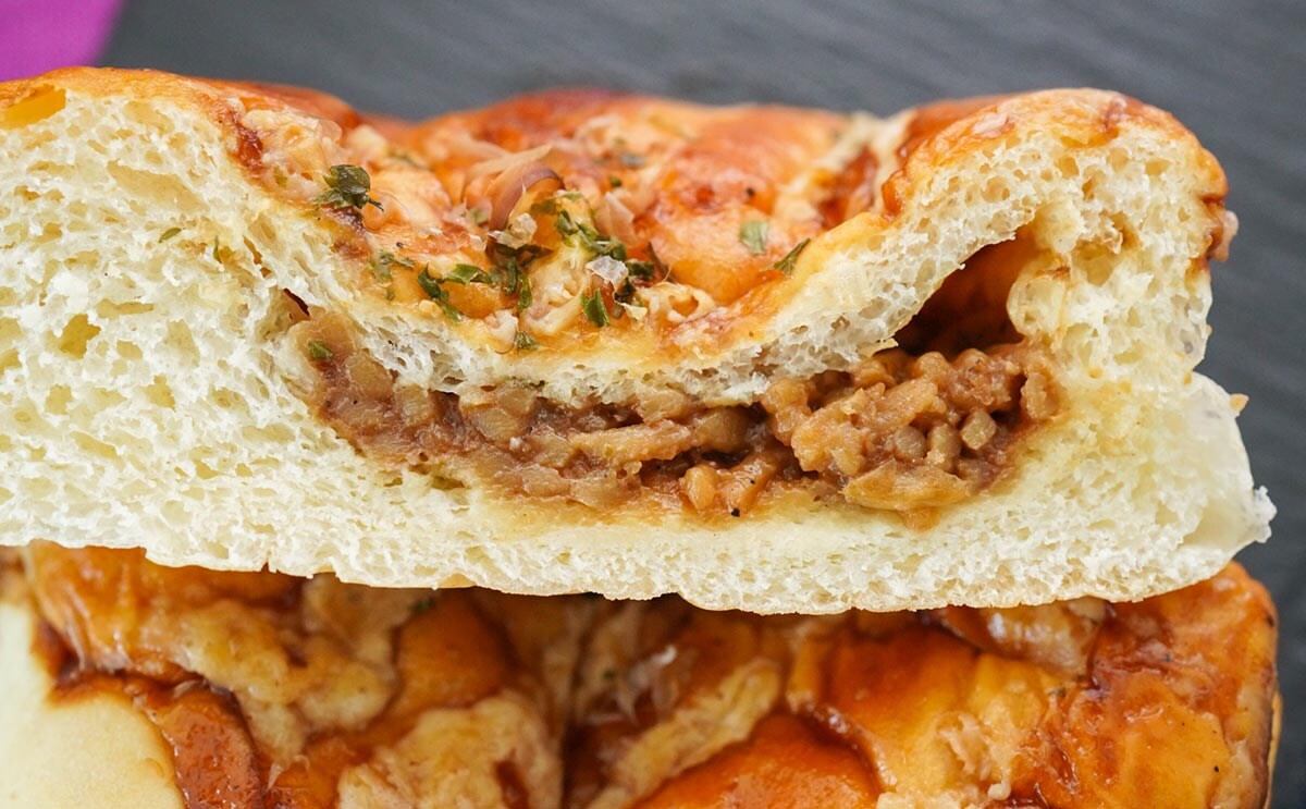 「濃いめでうまい」「お祭り気分」ファミマの新作パンにハマる