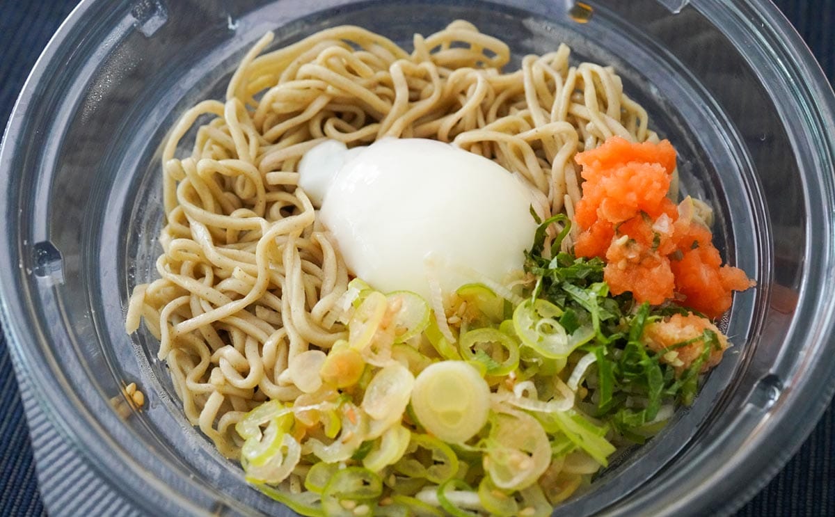 「超うまい」「リピートする」セブンの混ぜ麺が猛暑に最適すぎる