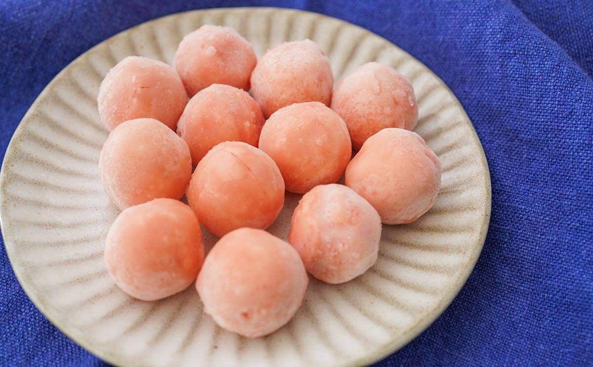 「まとめ買いした」「めちゃ濃い」ファミマ数量限定アイスが激うま