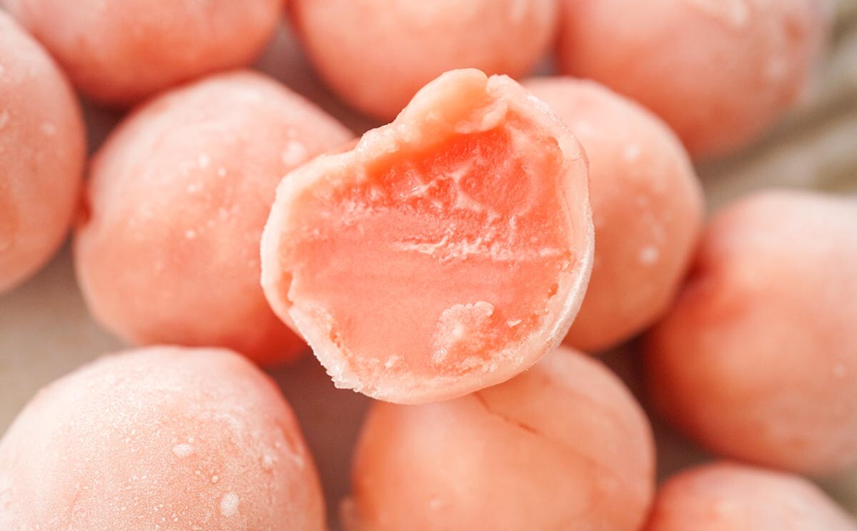 「まとめ買いした」「めちゃ濃い」ファミマ数量限定アイスが激うま