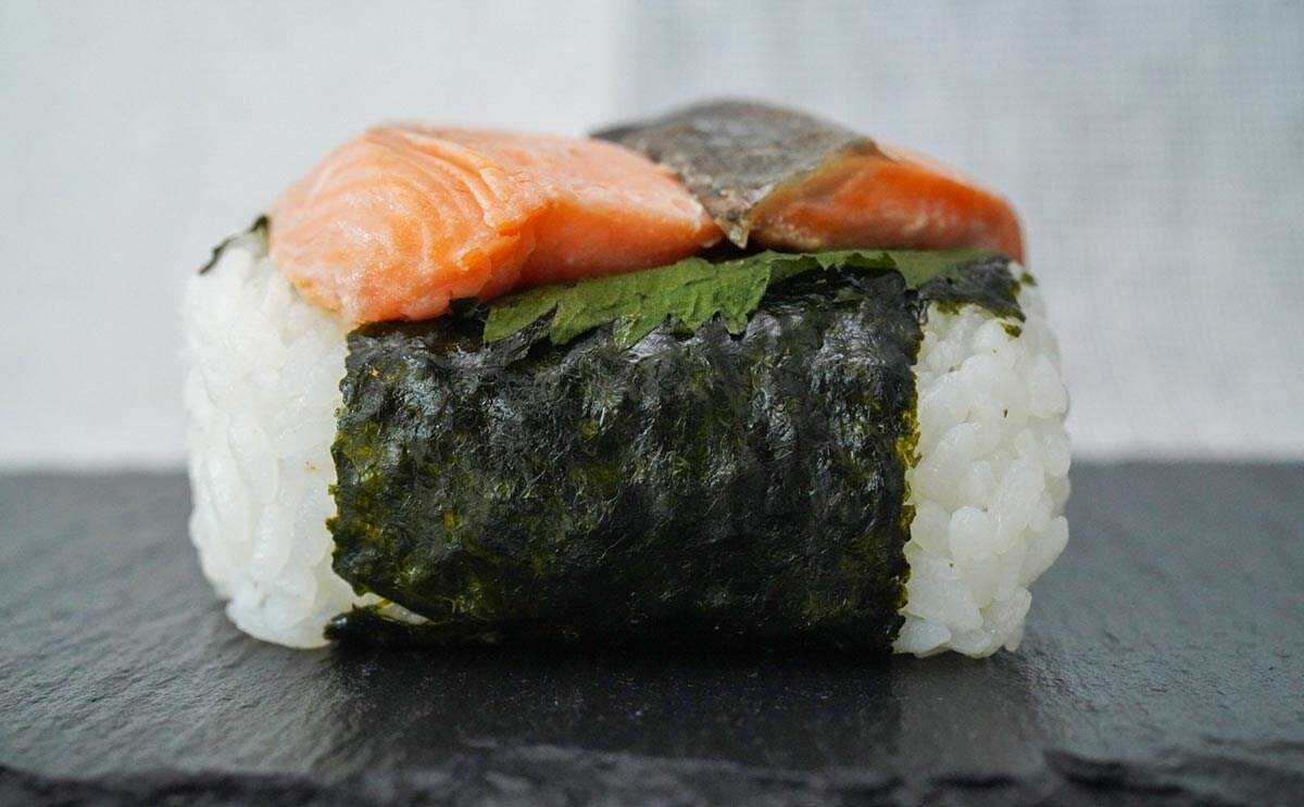 300円超!セブンからまた贅沢なおにぎり登場!