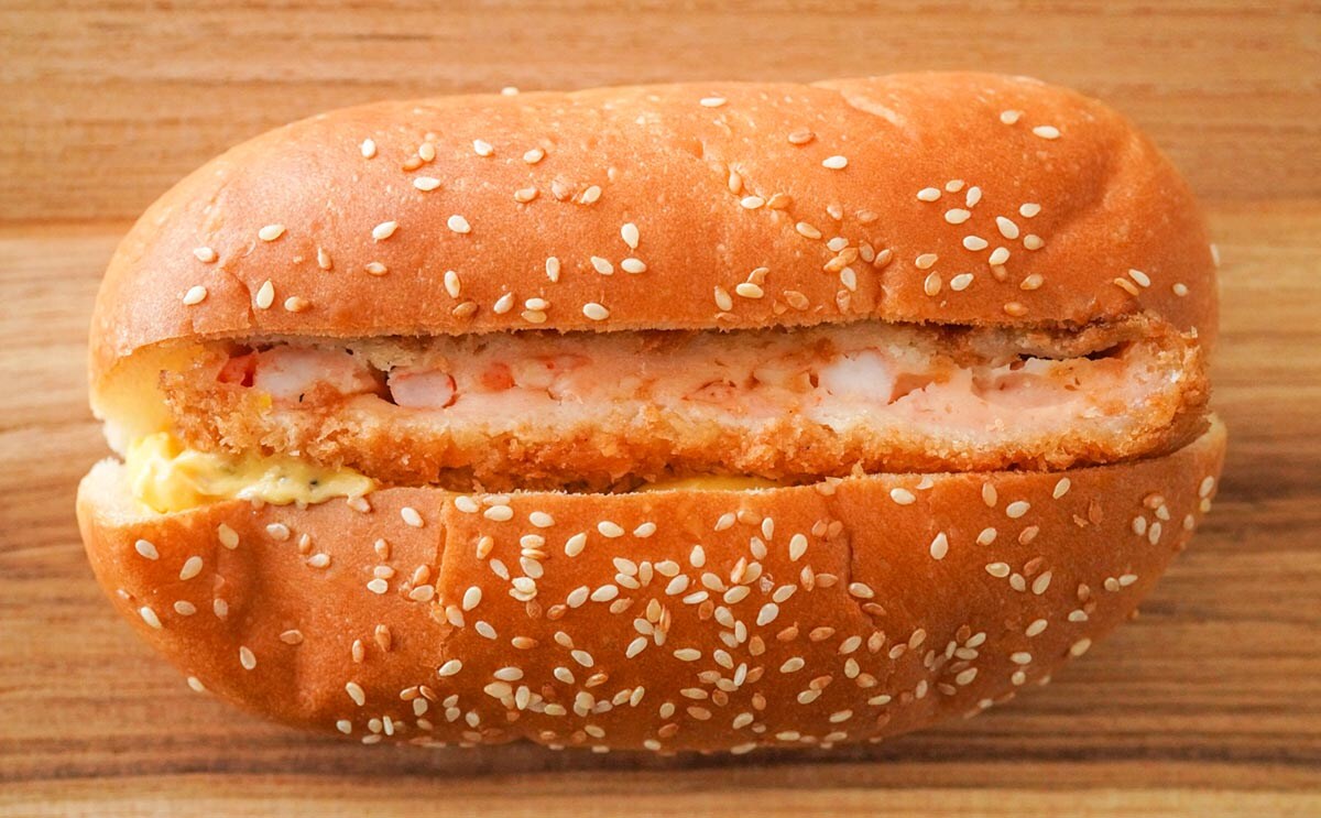 ちょい高いけどめちゃウマい！セブンの新しい惣菜パン