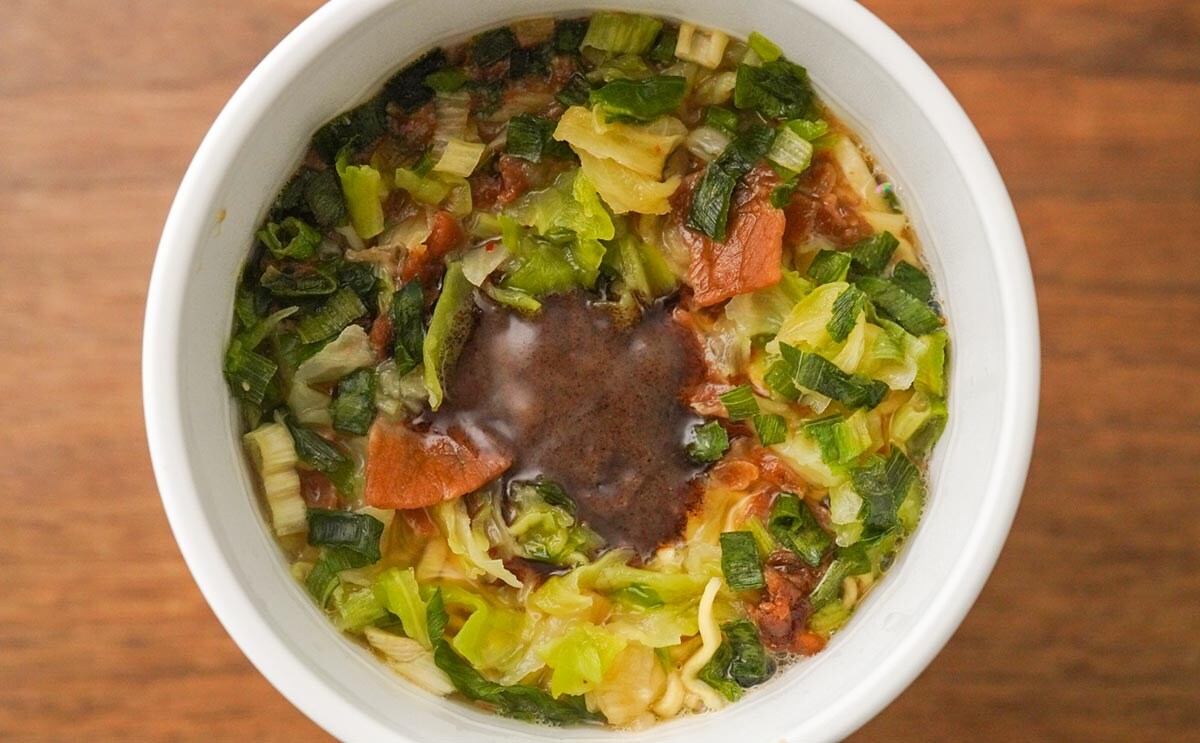 食べごたえがスゴい！東洋水産のがっつり系カップ麺が新登場