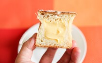 「明日も買う」「ヒット！」ファミマの四角いスイーツが話題！