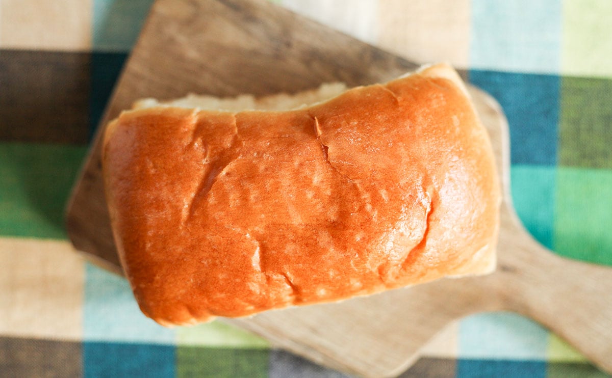 ふわふわボリューミー！ローソンの地域限定パンがシンプルにうまい！