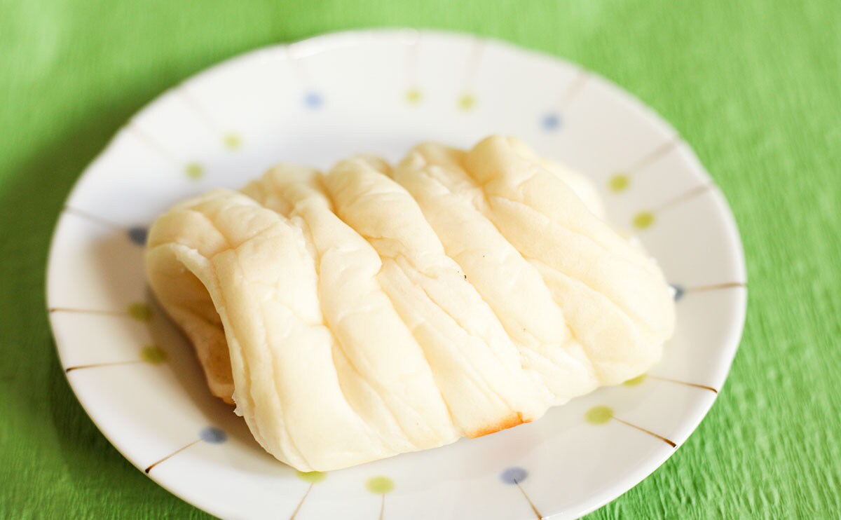 ダブルクリームが贅沢!ローソンのもちもち系新作パン