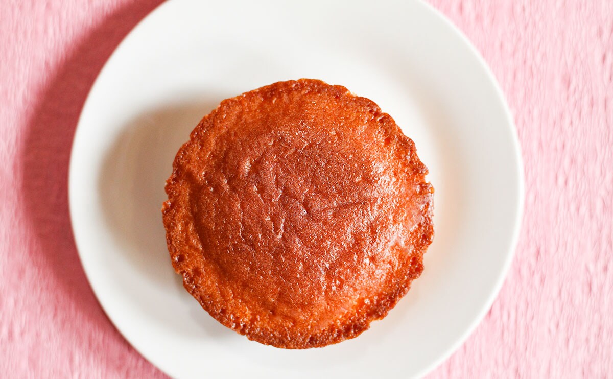 地味だけど激うま!ローソンの「しっとりバターケーキ」がおやつに最高だった