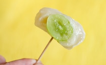 ぷちっと弾ける！ローソンのシャインマスカット新商品！