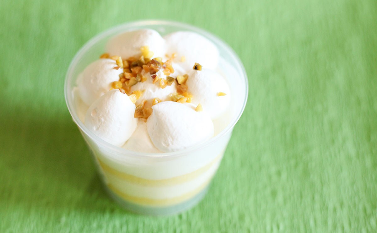 「さっぱり」「めちゃふんわり」まるで雲のようなファミマスイーツ!?