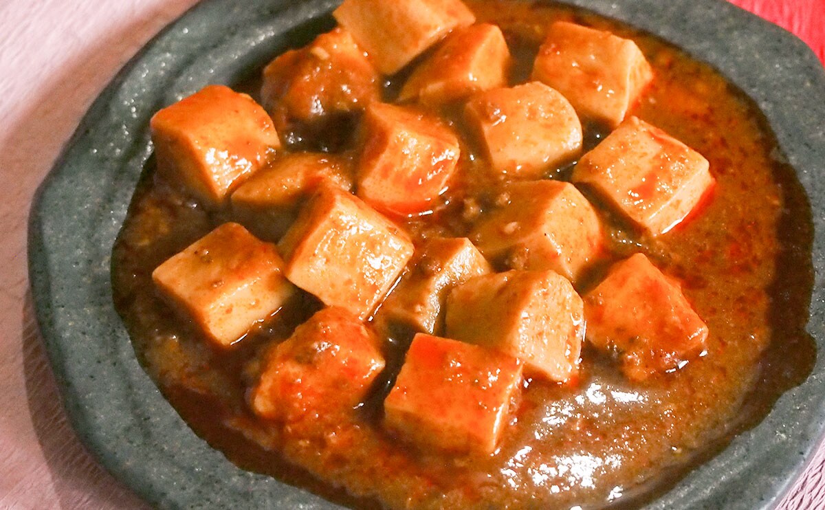 「めっちゃうまいわ！」「容赦ない辛さ」重慶飯店監修のお手軽中華！