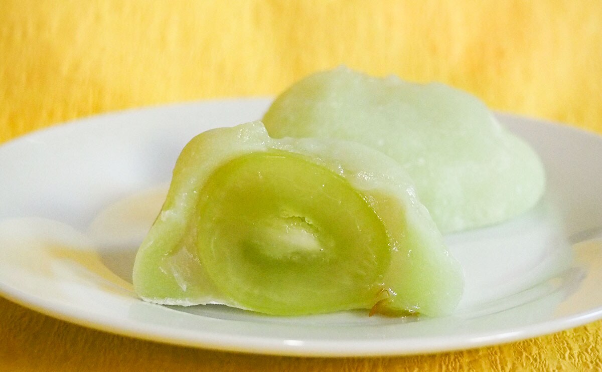 果実が弾ける!ファミマから鬼うまフルーツ大福が出たぞ!!