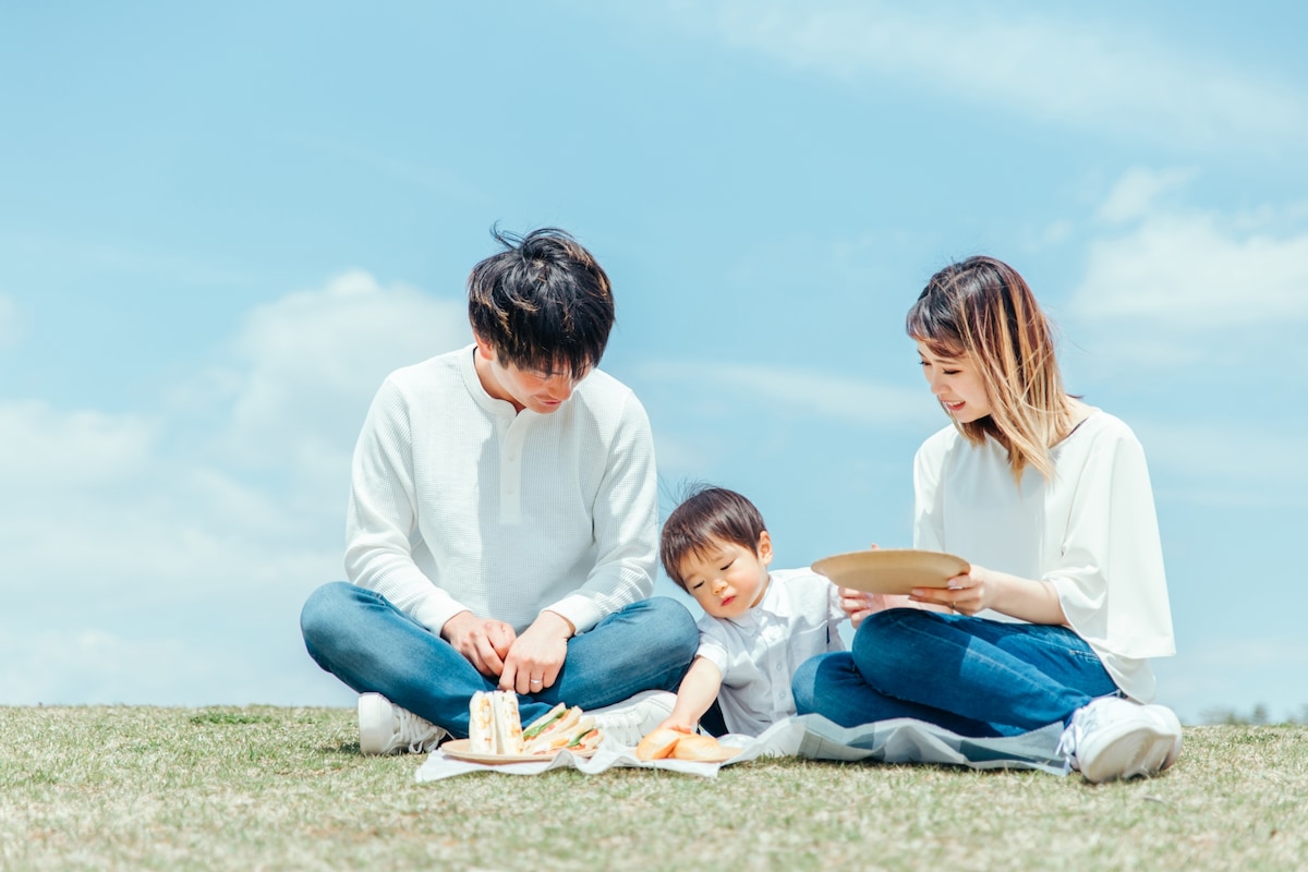 赤ちゃんはいつからお出かけできる?持ち物やおすすめスポットも