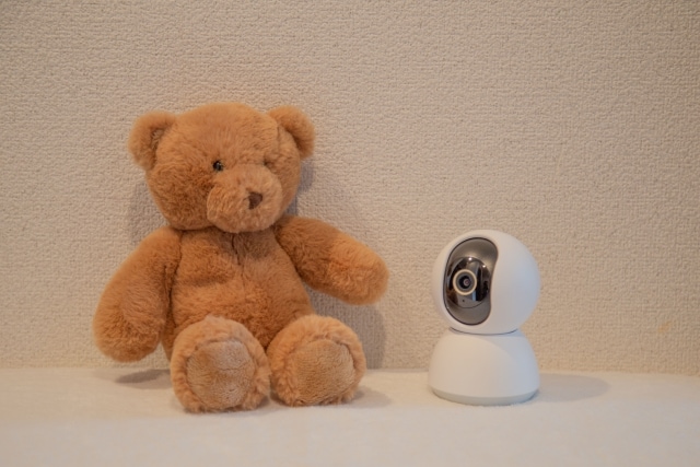 ベビーモニターのおすすめ15選!選び方とタイプ別の機種を紹介