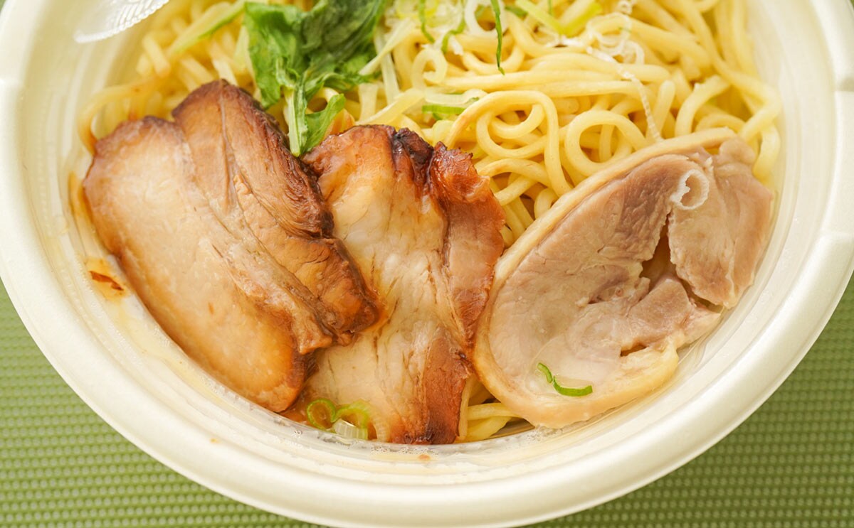 「再現度が高い」「完璧な味」セブンの新麺がうまいらしい