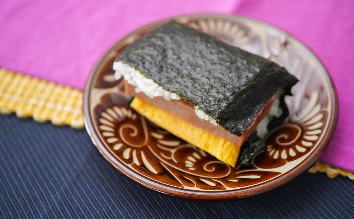 セブン新作おむすび、具がデカすぎる