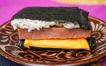 セブン新作おむすび、具がデカすぎる