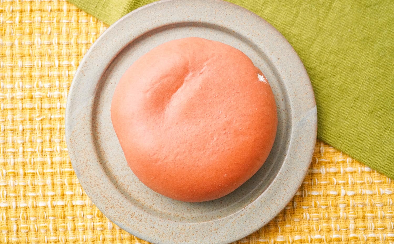 【セブンプレミアム】2種クリームが入った菓子パンがめちゃウマい