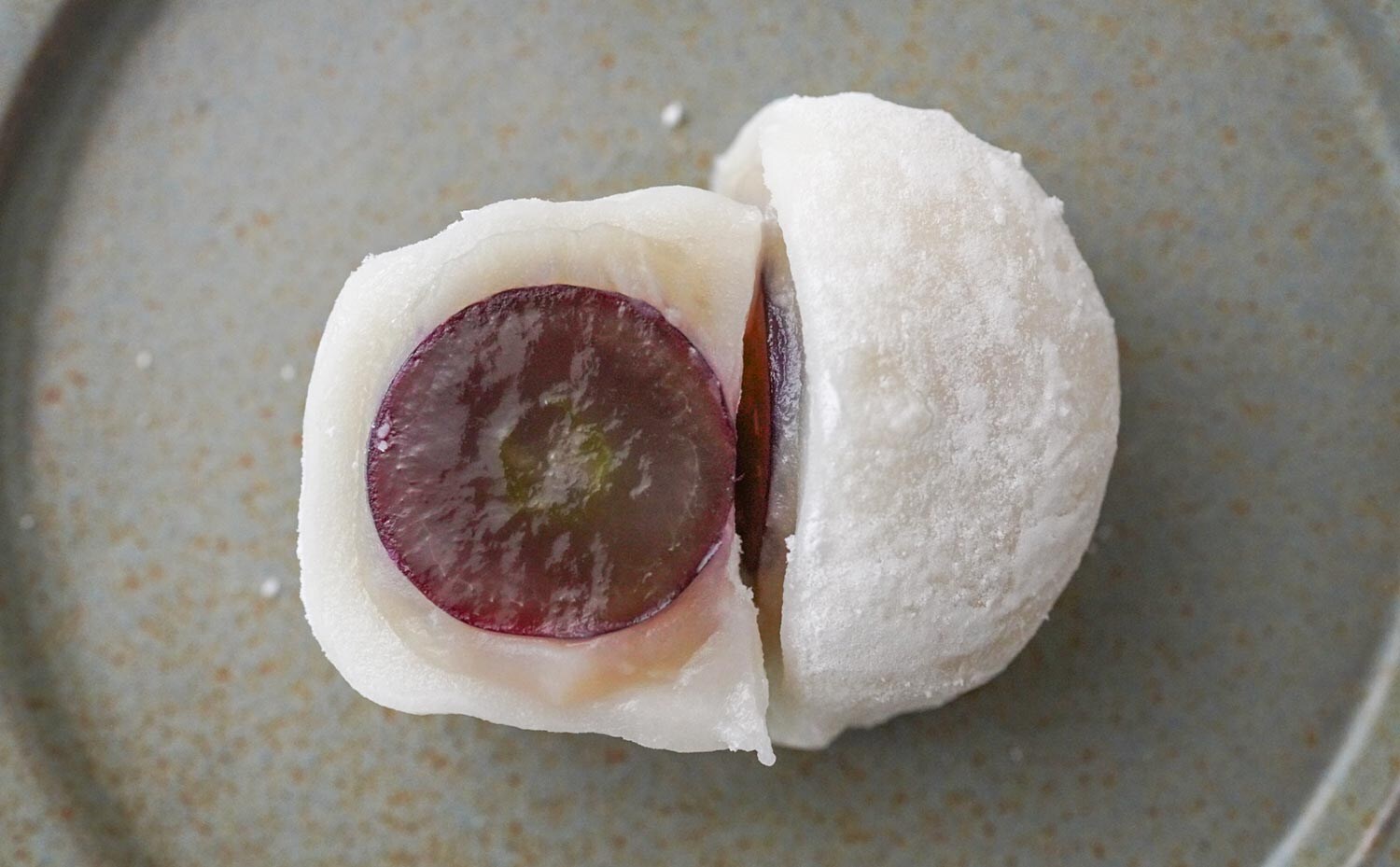 あふれ出る果汁が最高！セブンの新スイーツとは