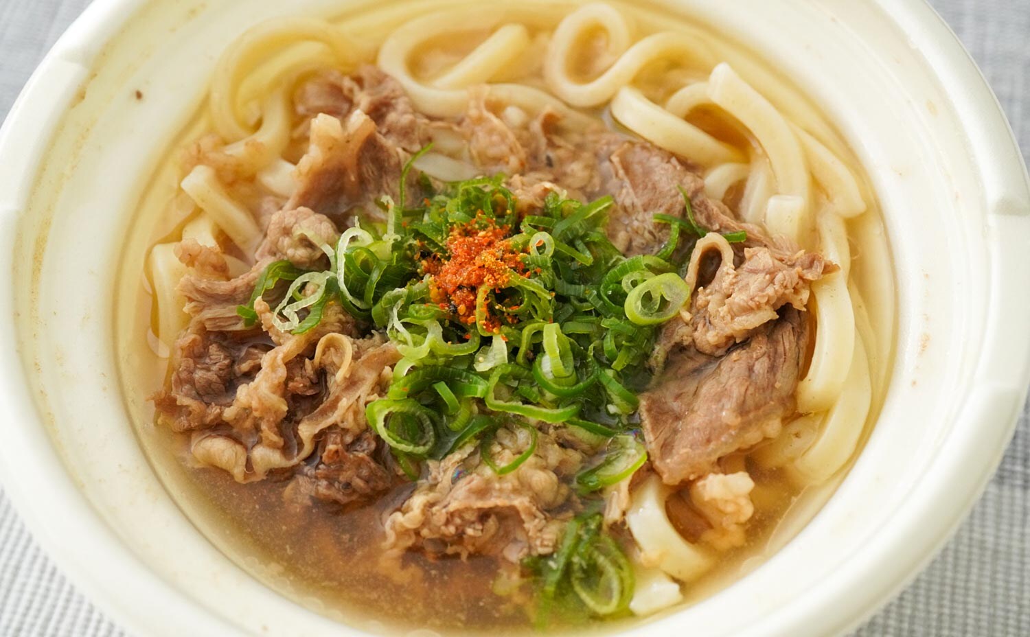 「毎日食べてる」「どハマりしてる」マジでうまいセブン麺とは