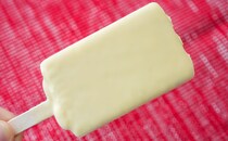 「想像以上のおいしさ」「本当にケーキ」ファミマ限定アイスをチェックすべし