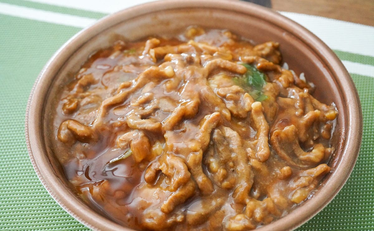 「本格的な味」「肉が多い」セブンのがっつり飯とは