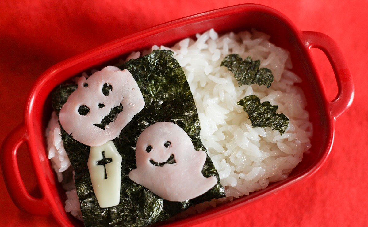 【超簡単】セリアのキッチングッズでハロウィーン弁当を作ってみた