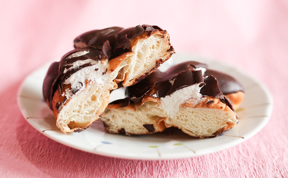 新商品だよね…?ローソンで見つけたドーナツがシンプルにうまい!