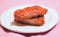 「うますぎて草」「リピートする」ファミマの新ホットスナックは数量限定！