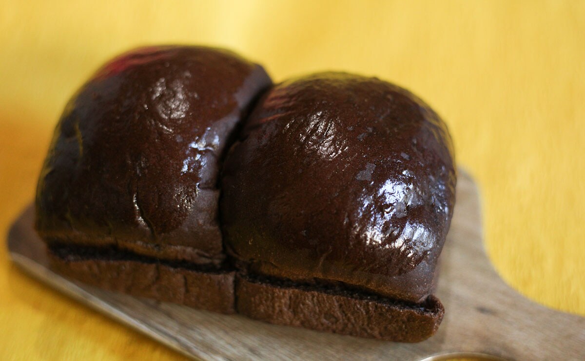 チョコ好き集合！ローソンの“黒いかたまり”が激うまだった！！