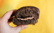 チョコ好き集合！ローソンの“黒いかたまり”が激うまだった！！