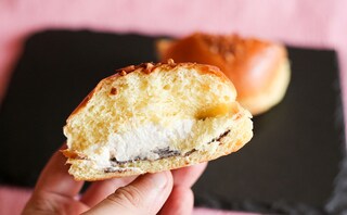 「罪悪感なし」「とても好み」バター×たっぷりホイップとか卑怯すぎない!?