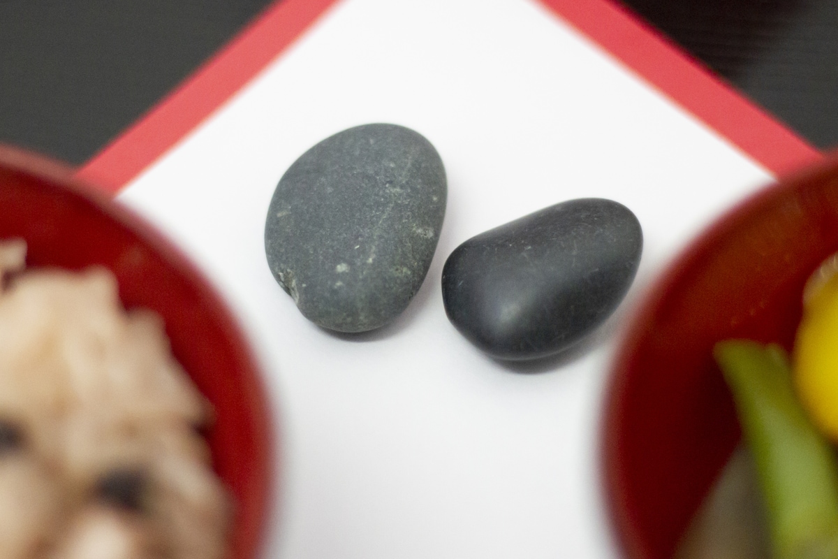 歯固めの石の使い道や入手方法は?使用手順や使用後の扱い方も