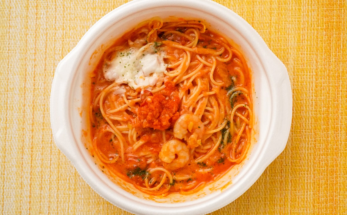 【セブン】濃厚スープが麺に絡まる銘店監修の商品とは？