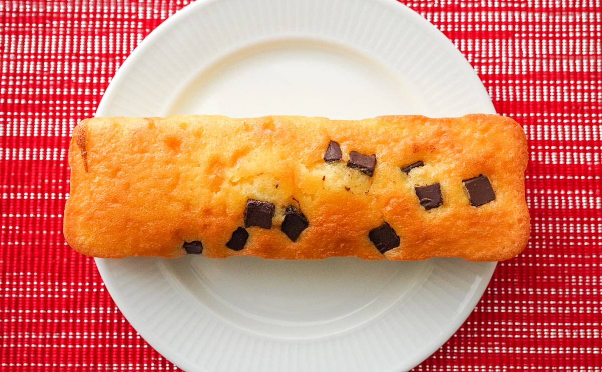 「うますぎる」セブン、スティック状のケーキに大満足