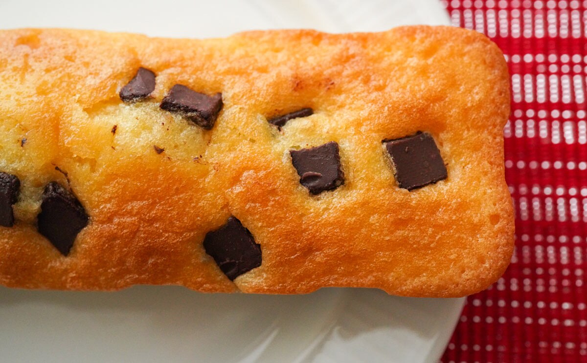 「うますぎる」セブン、スティック状のケーキに大満足